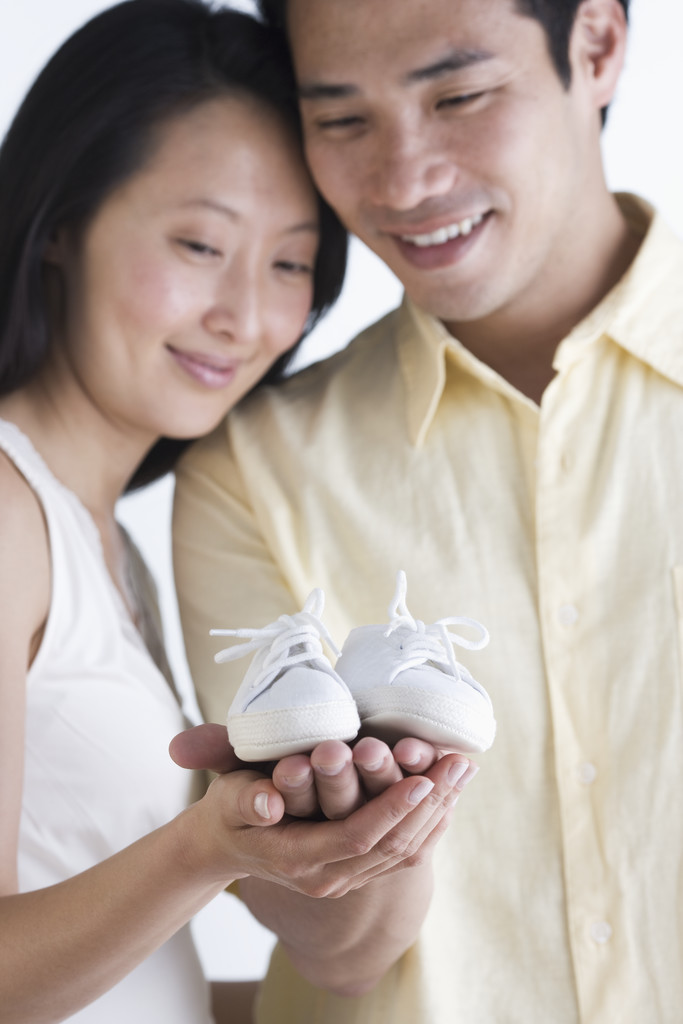 国内在住の在日中国人女性との出会い、交際、結婚を実現します。